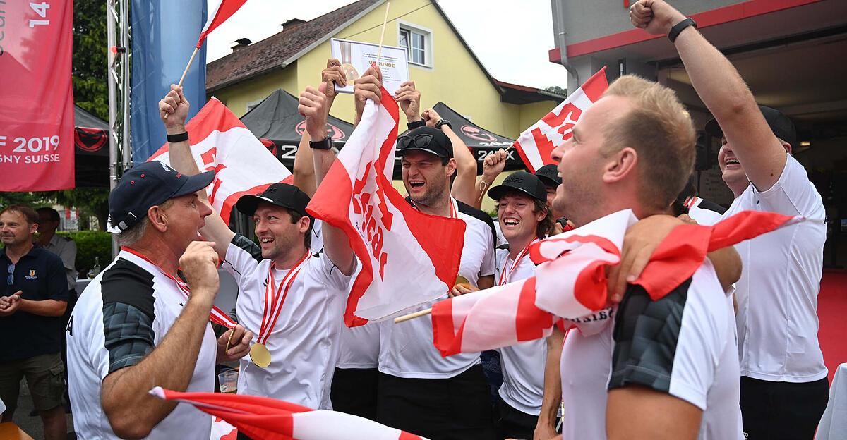 Reception at the fire station: Bad Mühllacken rocks and celebrates its ...
