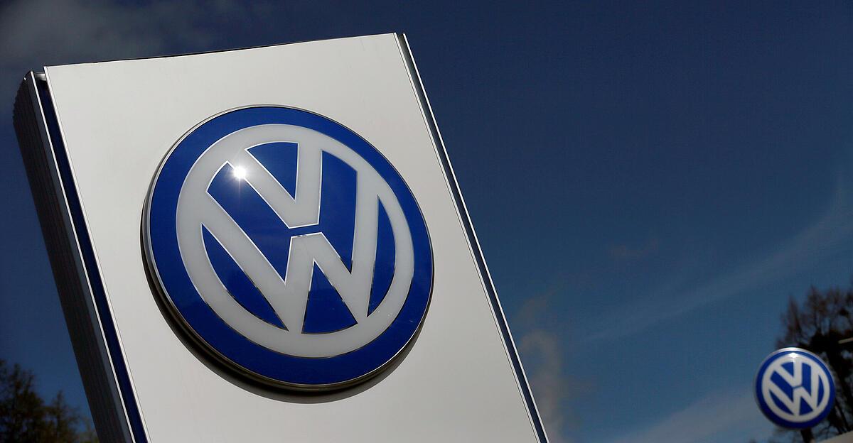 Warning strikes in all VW plants on Monday