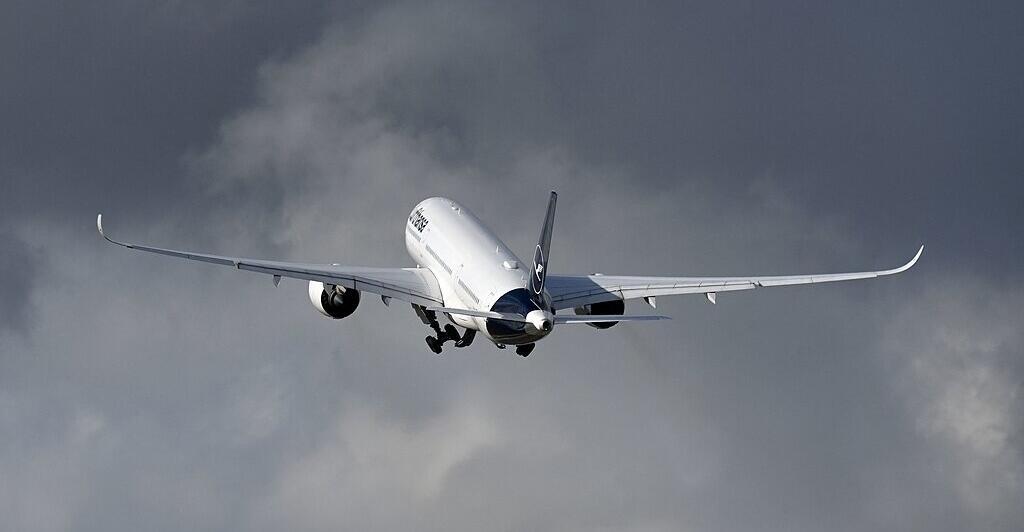 Vidéo : Atterrissage brutal pour Lufthansa Jumbo