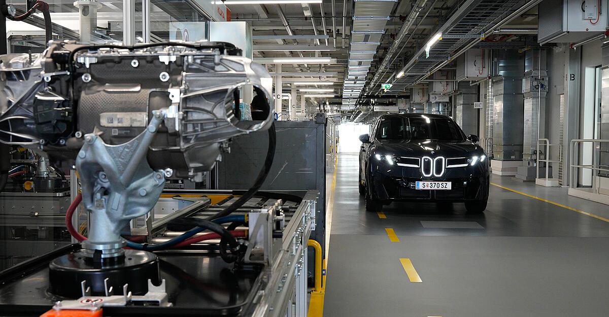 BMW: High demand for new electric X3 is a boost for Steyr