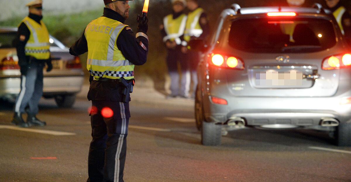 Conduire à plus de trois pour mille : la police arrête les conducteurs ivres pendant l’Avent