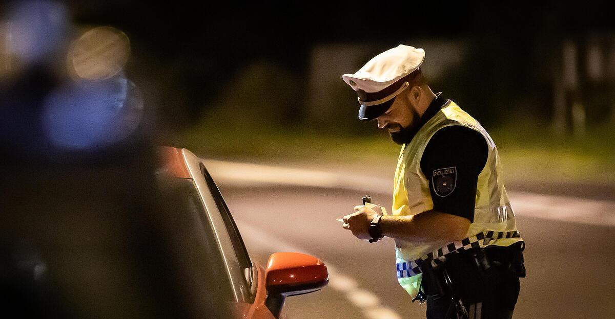 No driver's license, no registration, 1.86 per mille: drunk driver ...