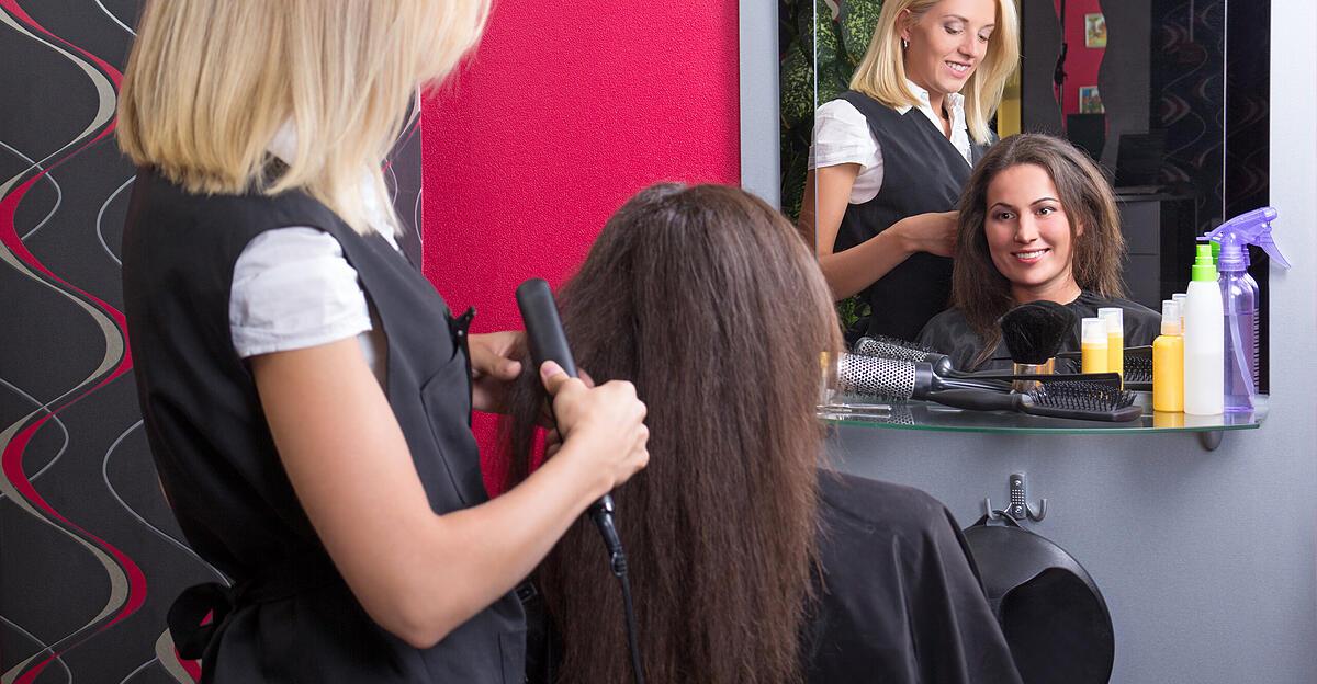 Hairdressers helpful in early detection of skin diseases