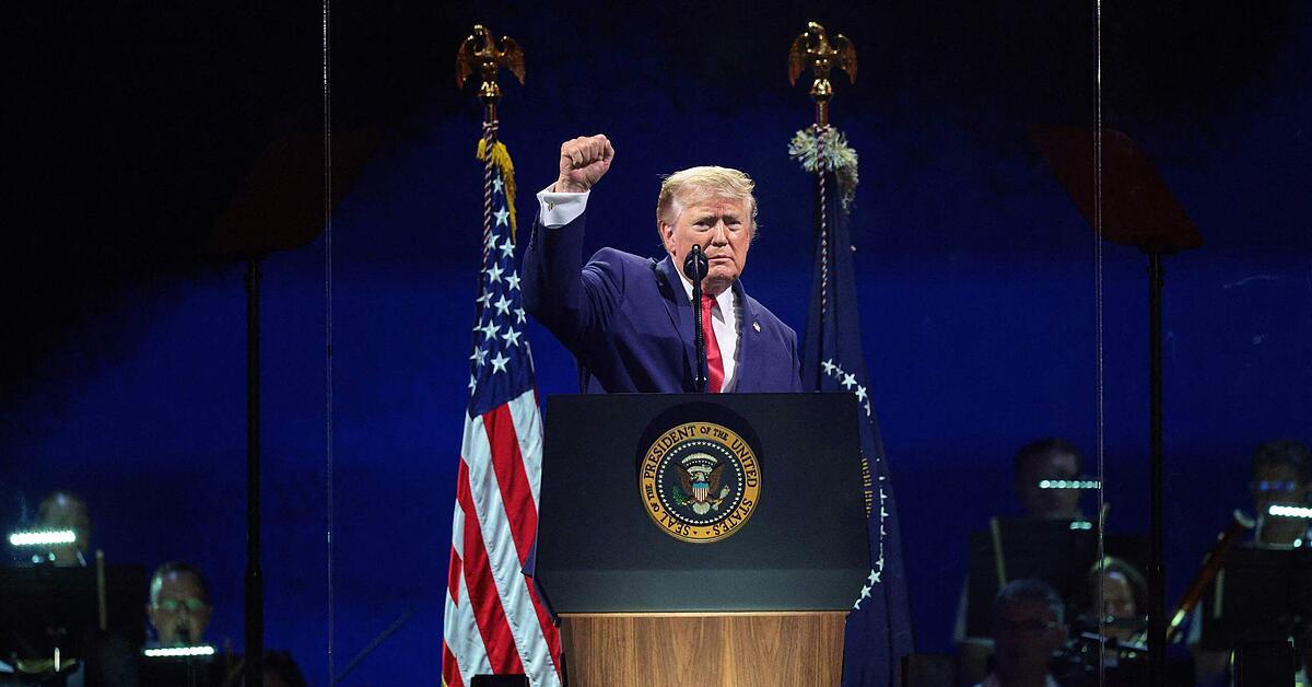 250 Jahre USA: Trump warnt vor "Übernahme durch Kommunisten"