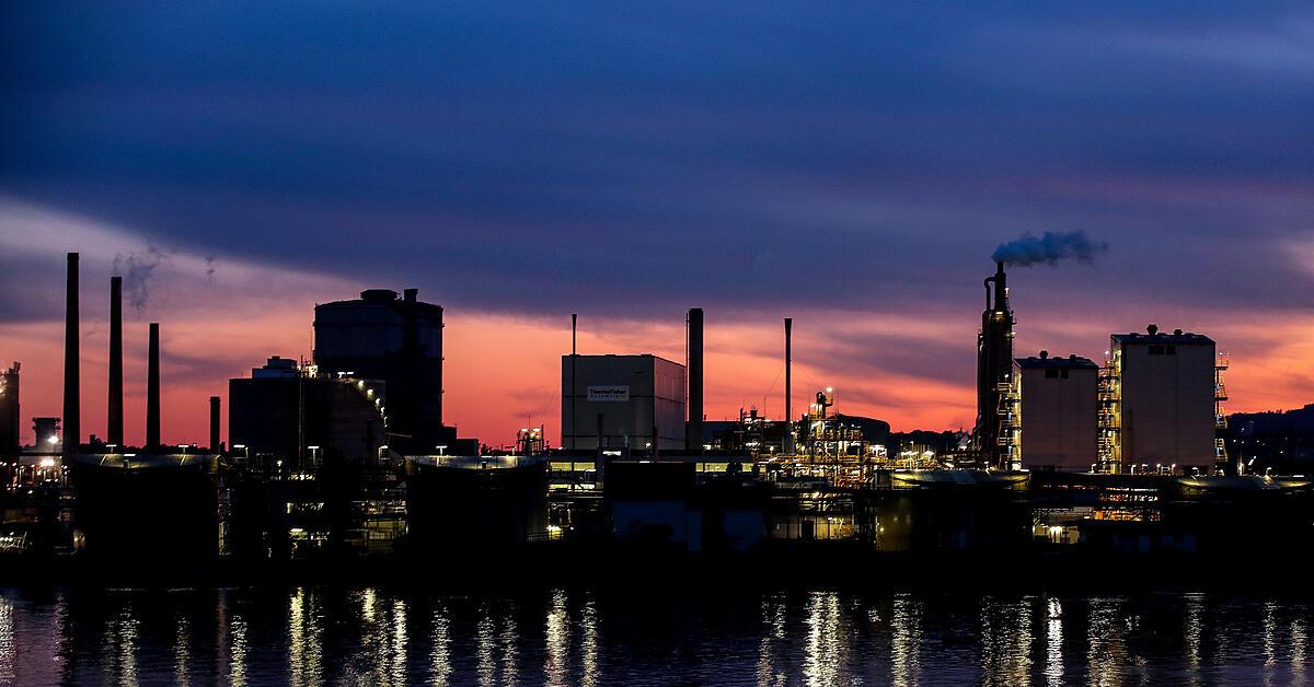 Hitze bremst Wirtschaft: Bis zu 0,4 Prozentpunkte weniger Wachstum