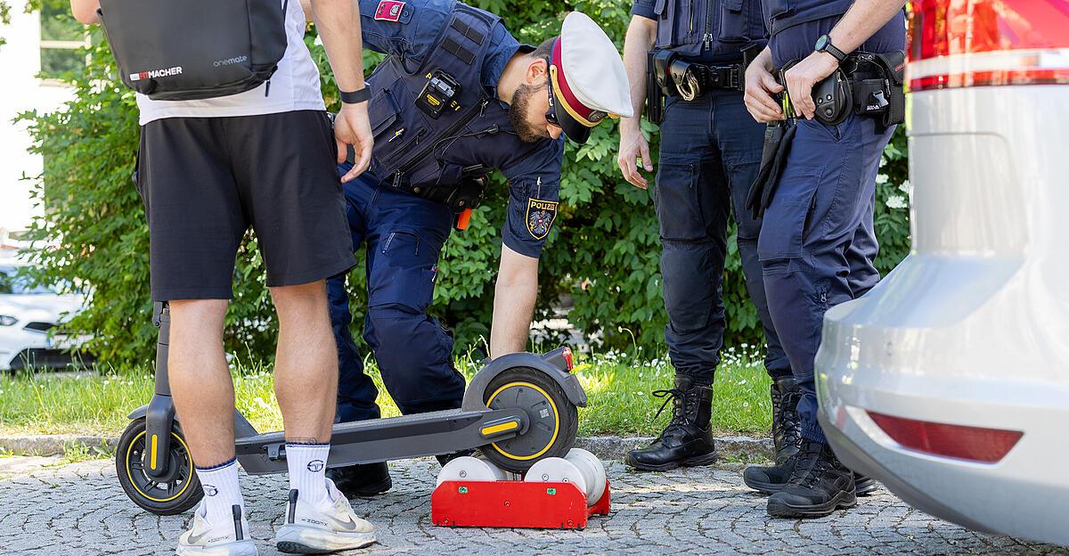 E-scooter checks in Linz: |