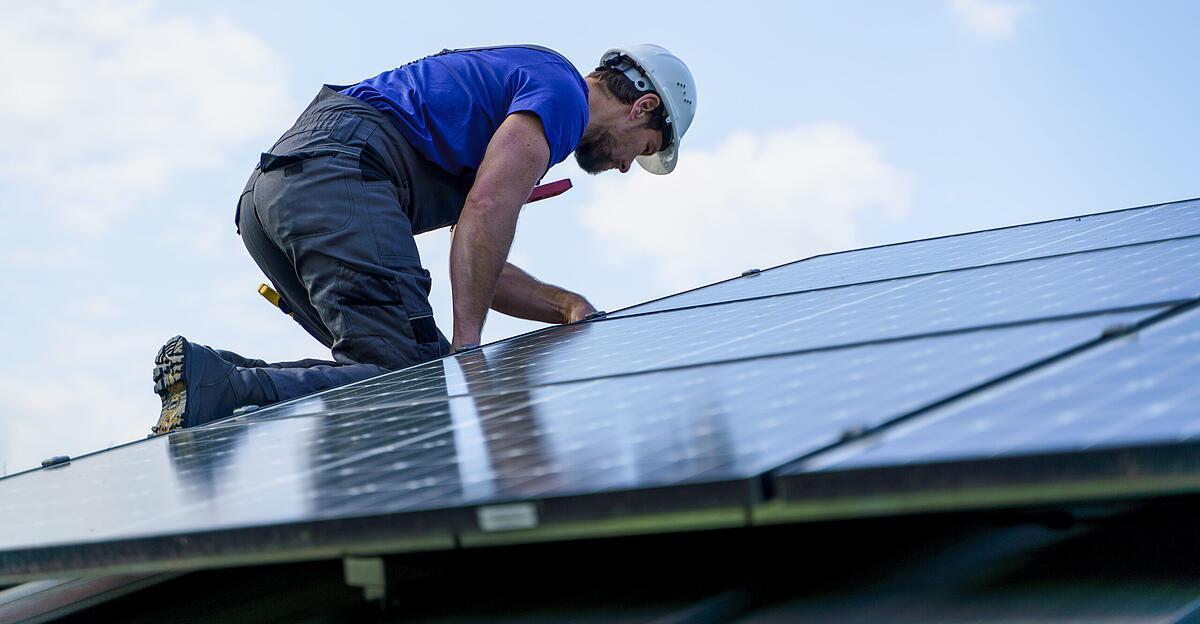 PV-Anlagen: Kommen bald Netzgebühren für eingespeisten Strom?