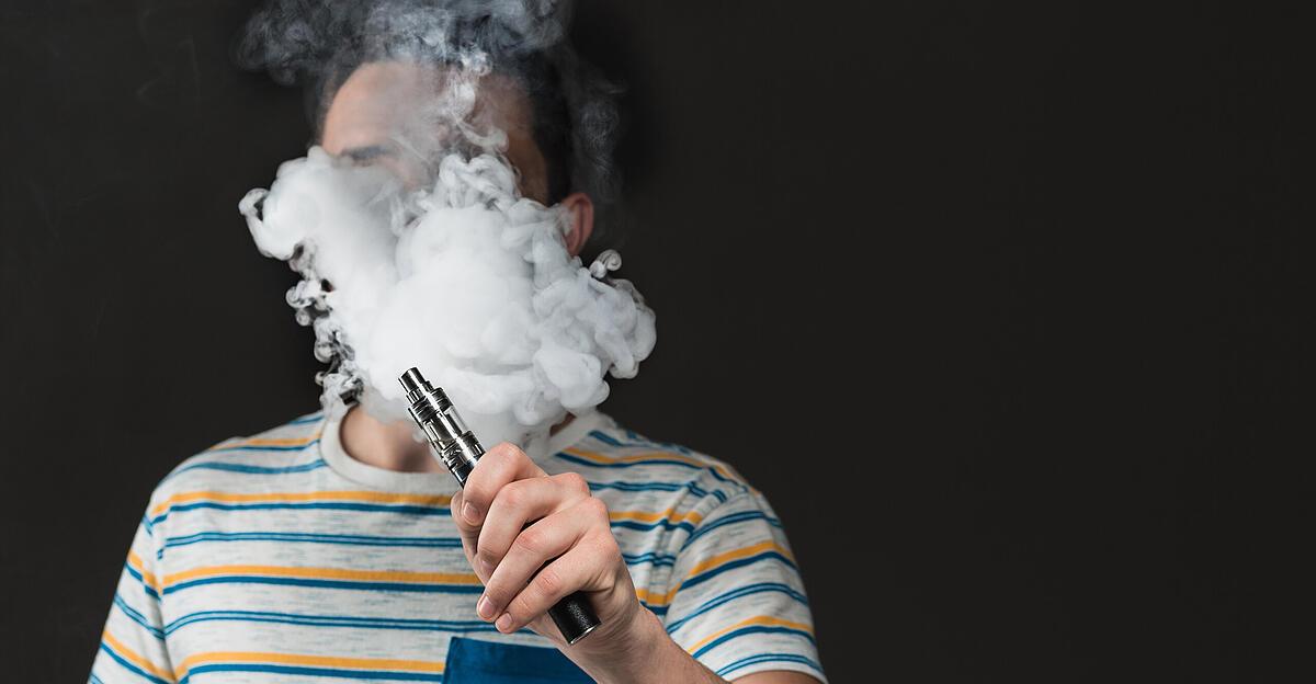 Illegale Drogen in Vapes: Die Gefahr aus der E-Zigarette | Nachrichten.at Illegale Drogen in Vapes: Die Gefahr aus der E-Zigarette | Nachrichten.at