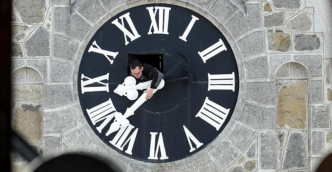 Pros & Cons: Does changing the clocks make sense?