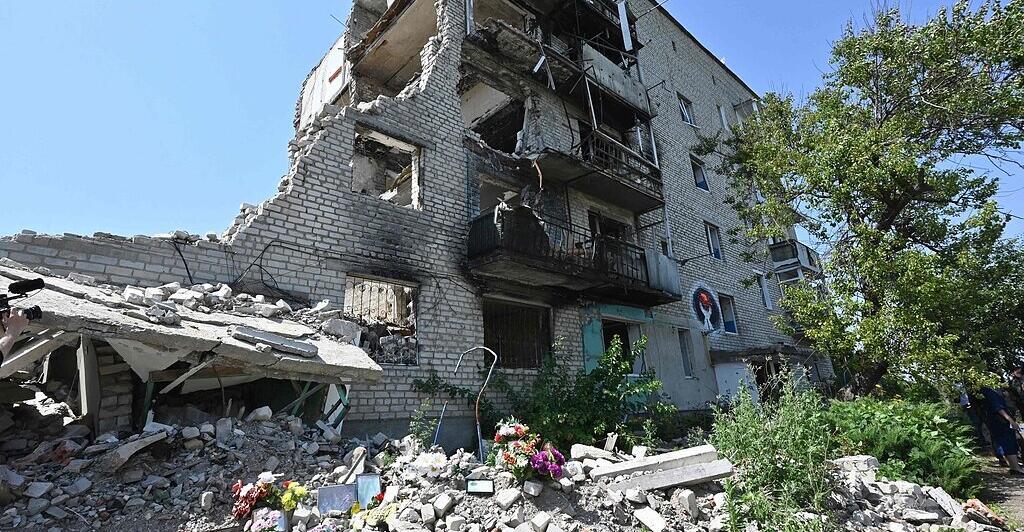 Ukraine: Already more than 10,000 civilians killed