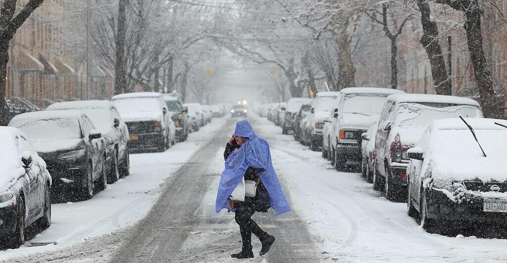 Une forte tempête de neige a paralysé la région métropolitaine de New York