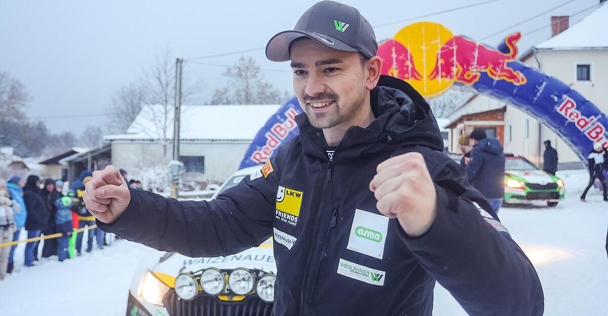 January rally: A train driver as if on rails to victory