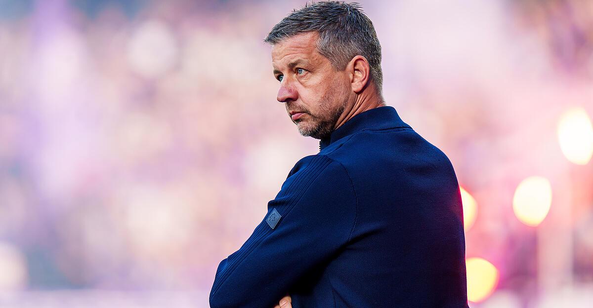 Am Tag des Trainingsstarts verlor der FC Blau-Weiß Linz seinen ...