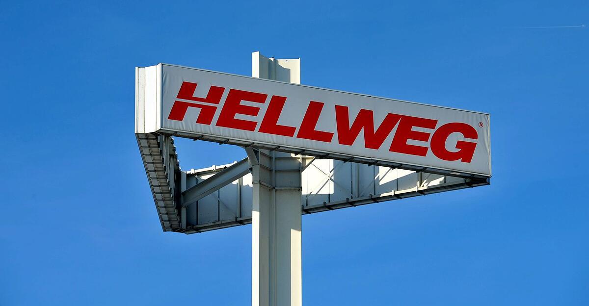 The Hellweg hardware stores are closing