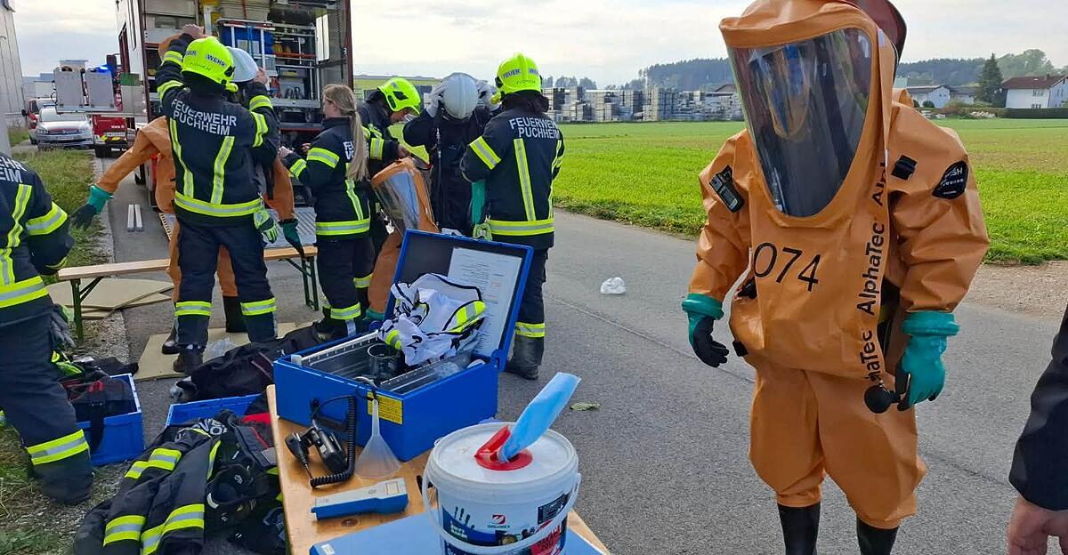 Ammoniak-Austritt bei Firma in Vorchdorf: Zwei Mitarbeiter im Spital
