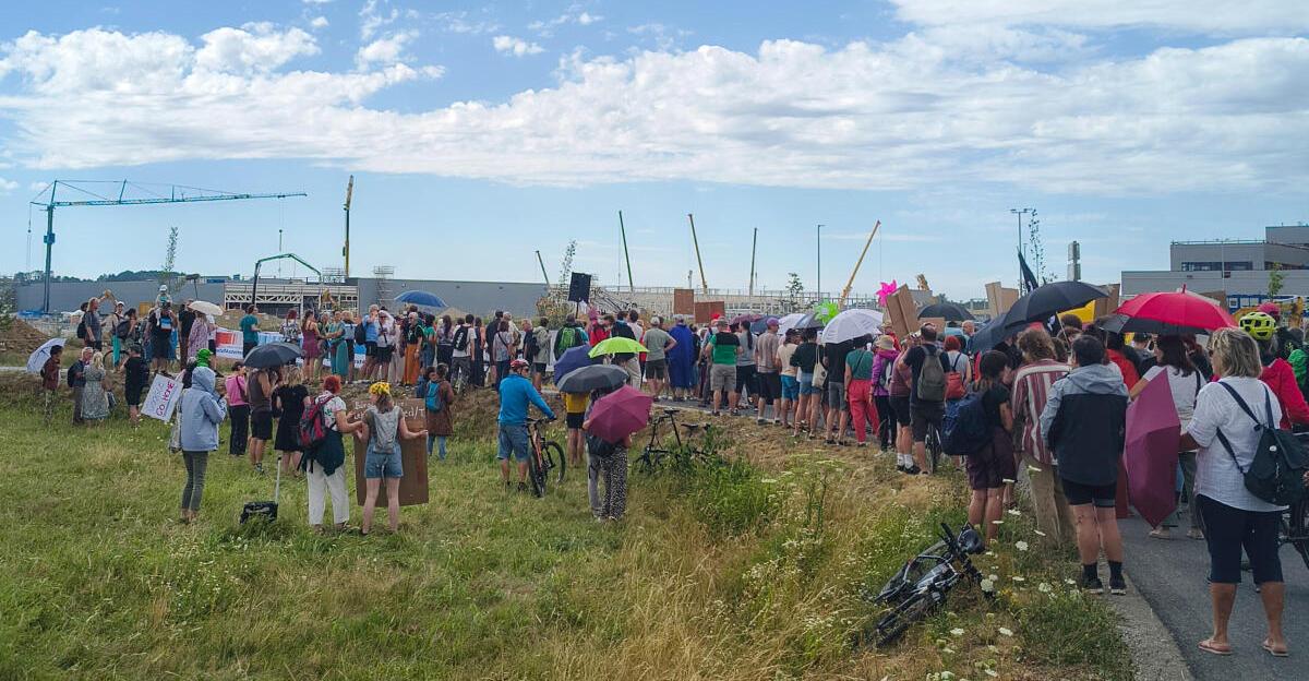 Protests against Google in Kronstorf - | State sticks to project