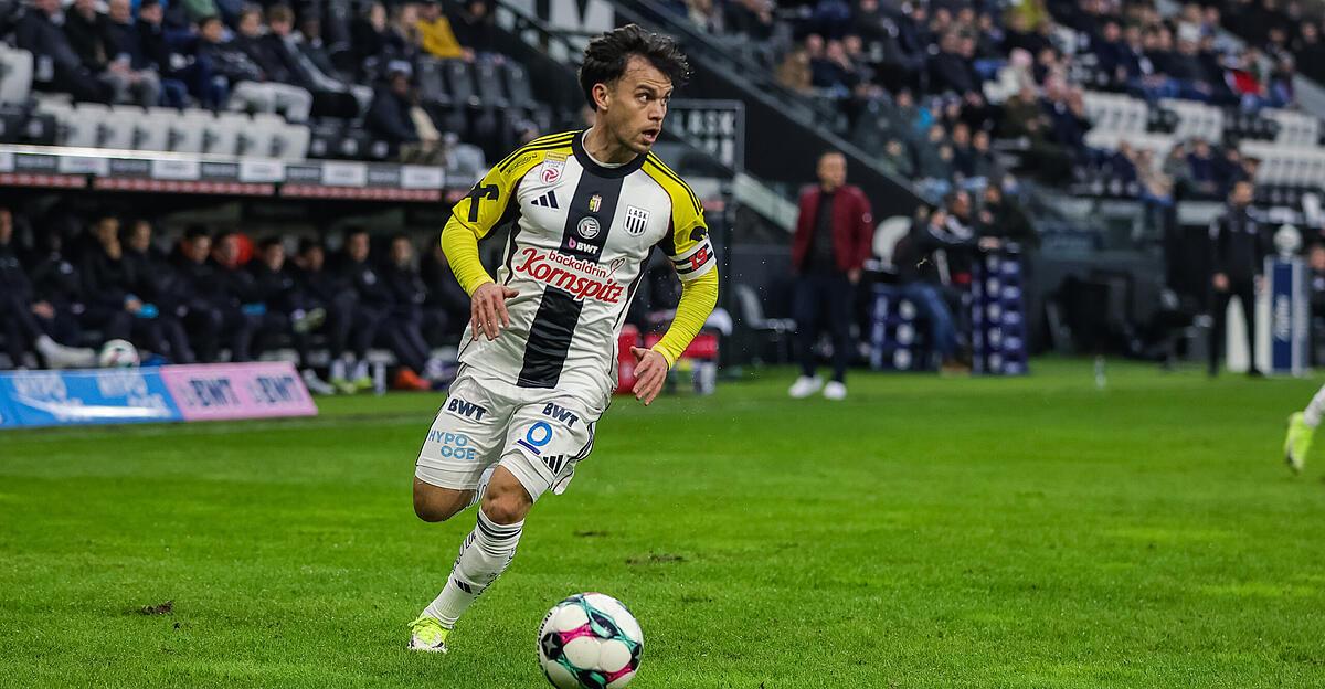 Photo: Oberösterreichische Nachrichten LASK hosts Red Bull Salzburg in Austrian Bundesliga